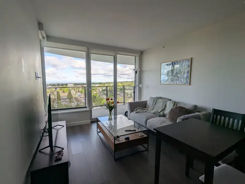 2402 8189 CAMBIE STREET - photo 4 of 30