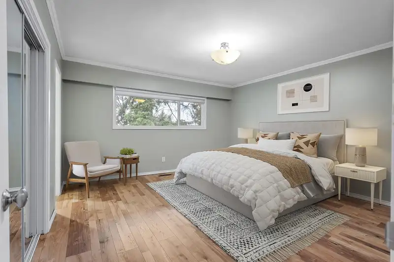 7365 PUNNETT CLOSE - photo 4 of 40