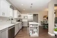 18569 67TH AVENUE - thumbnail 7