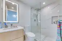 1001 588 BROUGHTON STREET - thumbnail 15