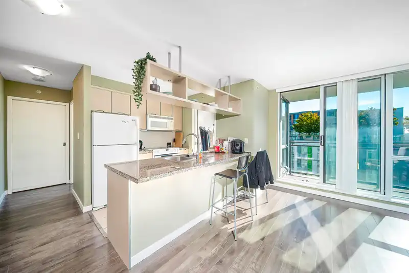 1606 1082 SEYMOUR STREET - photo 4 of 23