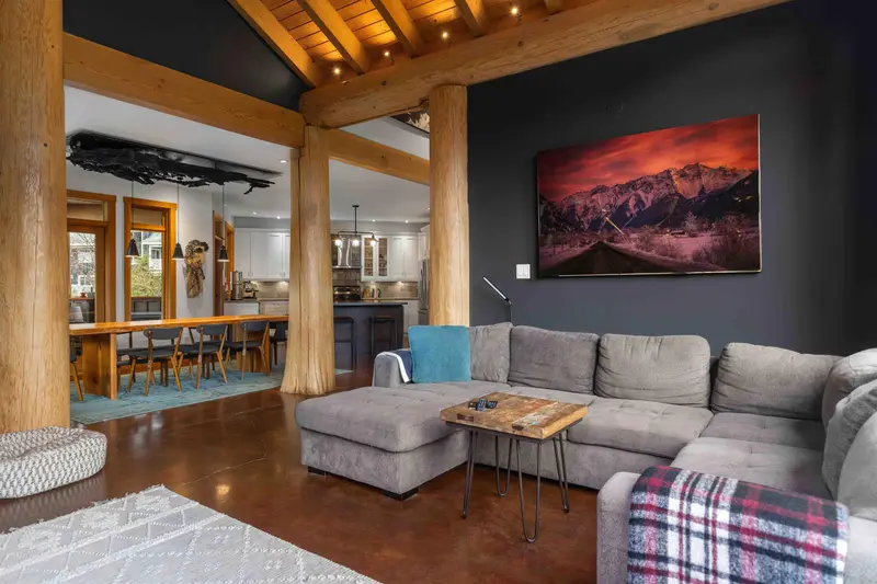 7703 PEMBERTON PORTAGE ROAD - photo 4 of 25