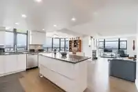 1901 615 HAMILTON STREET - thumbnail 9