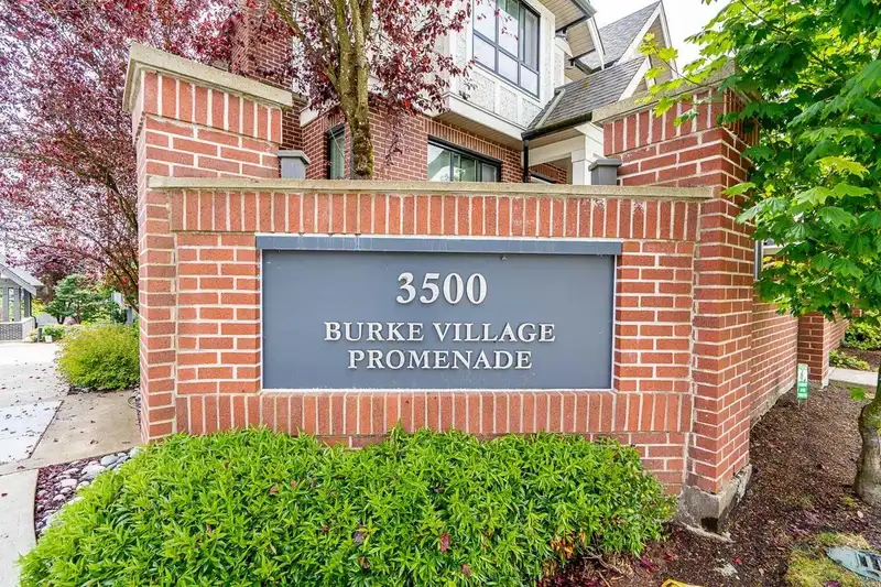 78 3500 BURKE VILLAGE PROMENADE - photo 2 of 29