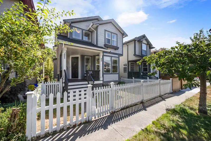 24372 101A AVENUE - photo 1 of 40