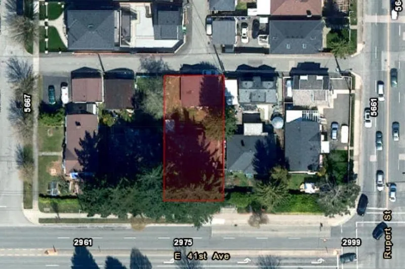 2975 E 41ST AVENUE - photo 2 of 19