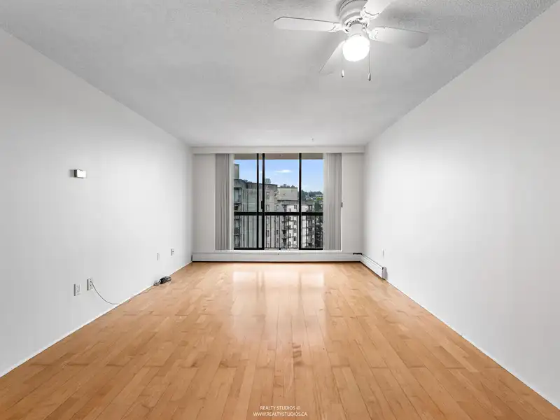 1605 145 ST. GEORGES AVENUE - photo 4 of 38