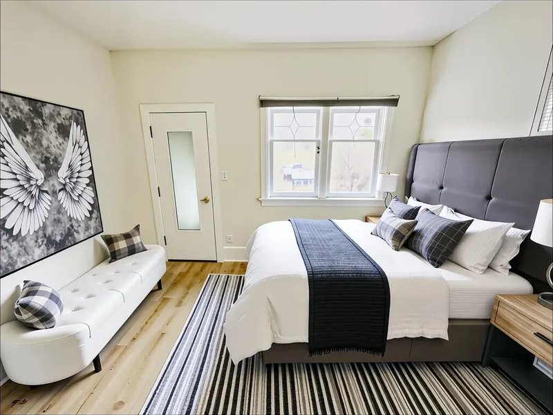 922 PARK DRIVE - photo 4 of 25