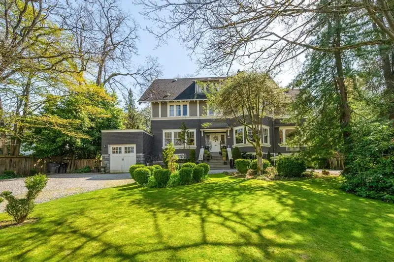 1650 CEDAR CRESCENT - photo 1 of 16