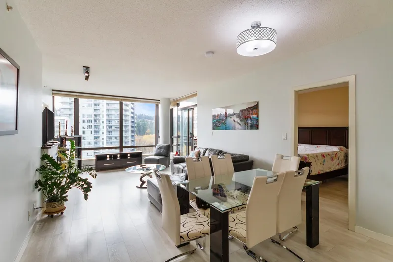 1703 400 CAPILANO ROAD - photo 2 of 25