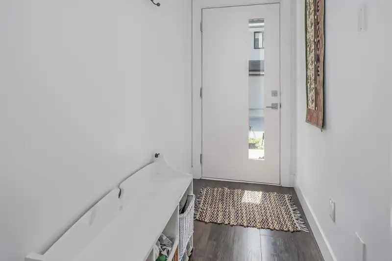 15 34825 DELAIR ROAD - photo 3 of 37