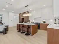 1 4432 IRMIN STREET - thumbnail 8
