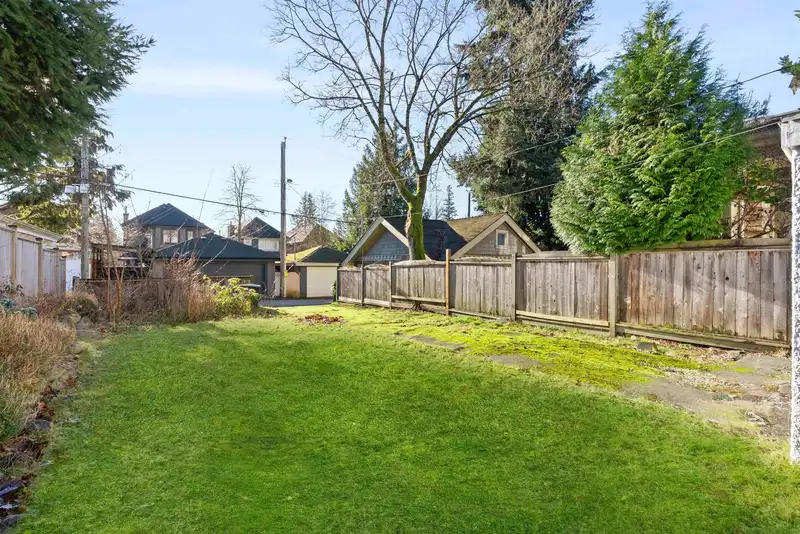 3782 W 37TH AVENUE - photo 4 of 30