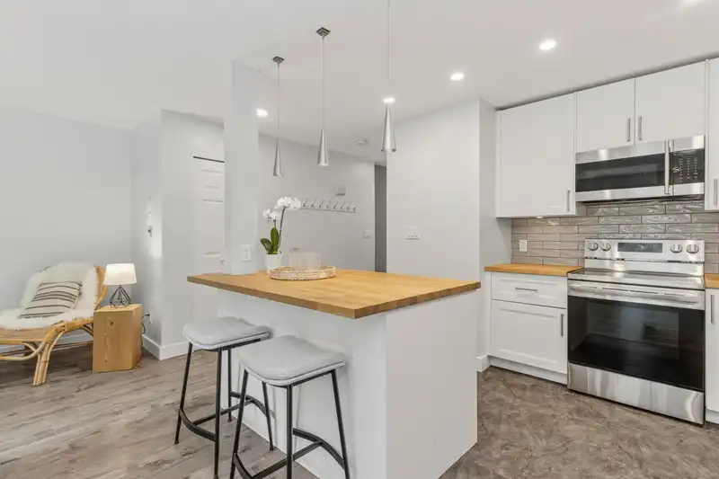 76 39920 GOVERNMENT ROAD - photo 3 of 19