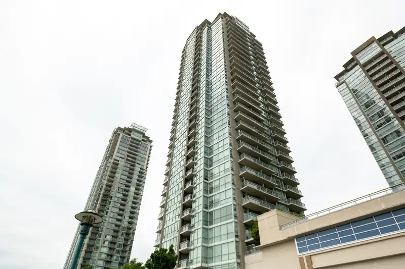 1605 2975 ATLANTIC AVENUE - photo 3 of 35