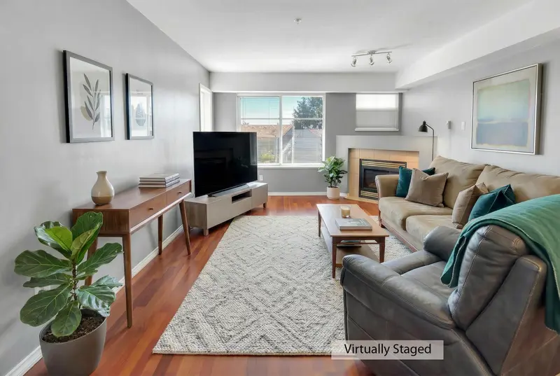 312 11519 BURNETT STREET - photo 2 of 17