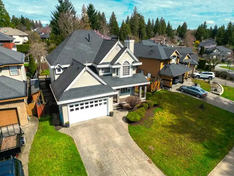 16909 FRIESIAN DRIVE - photo 3 of 40