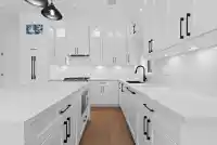 1 4463 WALDEN STREET - thumbnail 8
