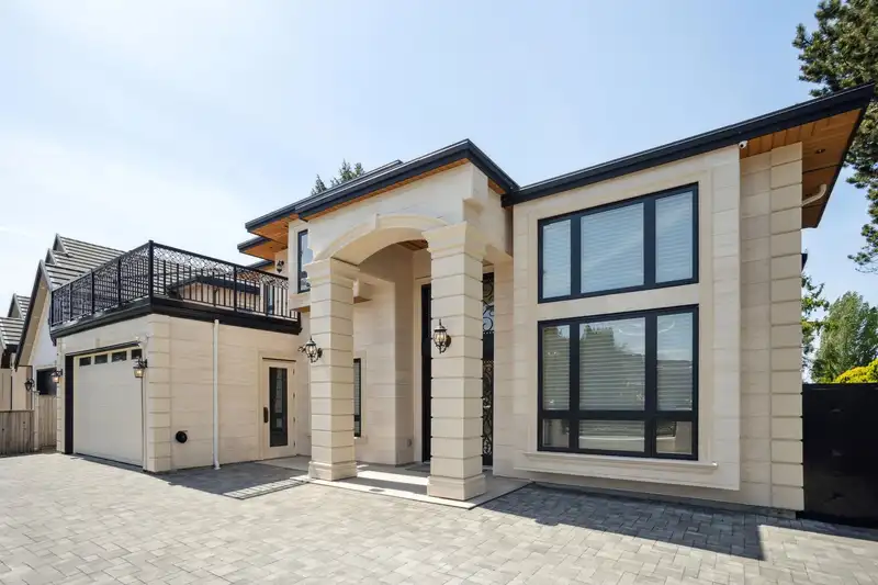 6311 COLTSFOOT DRIVE - photo 3 of 40