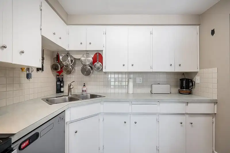 12169 222 STREET - photo 2 of 34