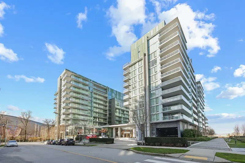 1004 6633 PEARSON WAY - photo 1 of 25