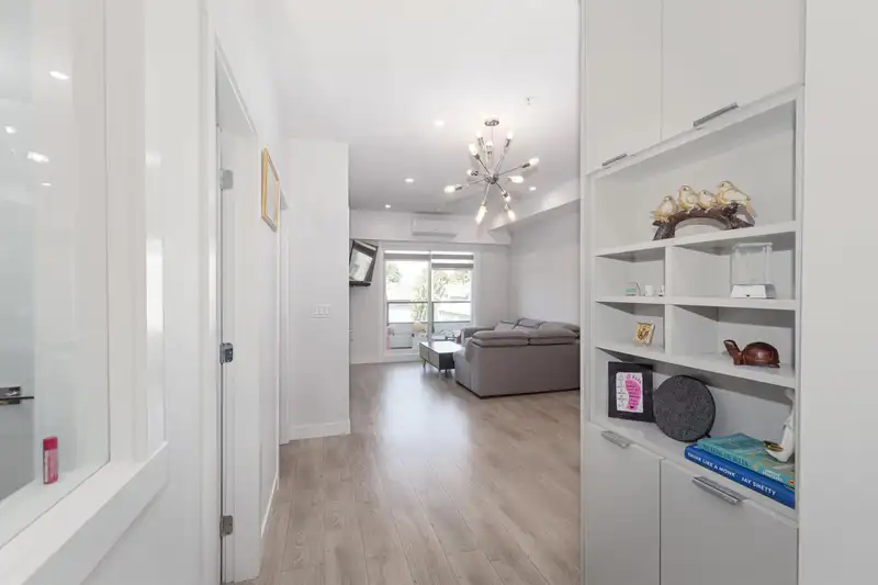 B311 14438 72 AVENUE - photo 2 of 20