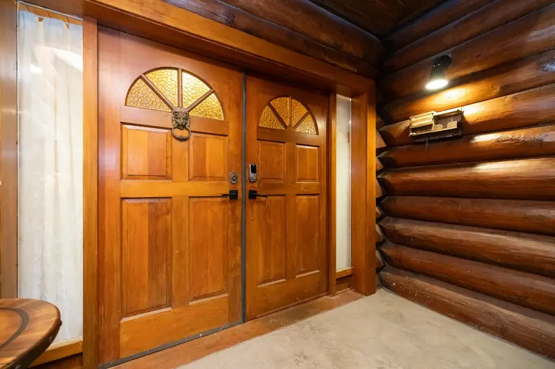 46492 VALLEYVIEW ROAD - photo 4 of 25