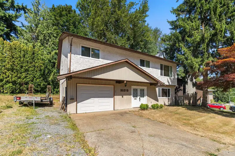 35215 MCKEE ROAD - photo 2 of 40