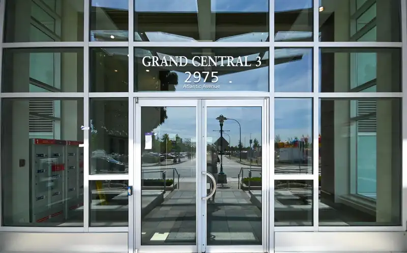 1206 2975 ATLANTIC AVENUE - photo 1 of 40