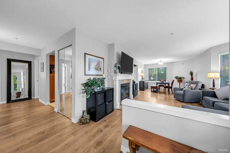 25 19060 FORD ROAD - photo 3 of 33