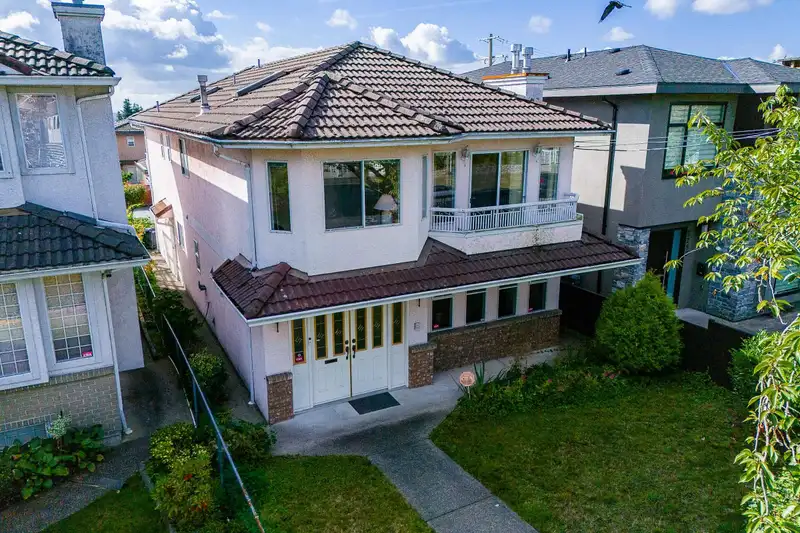 5288 NEVILLE STREET - photo 1 of 35