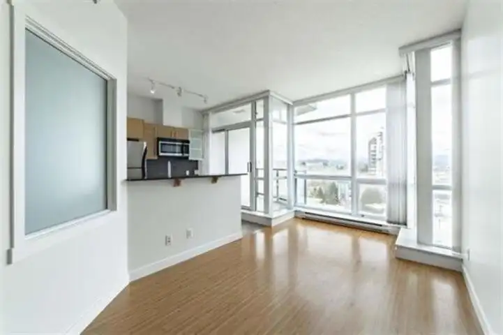 1501 13399 104 AVENUE - photo 3 of 14