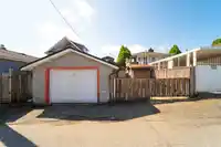 3089 E 1ST AVENUE - thumbnail 17