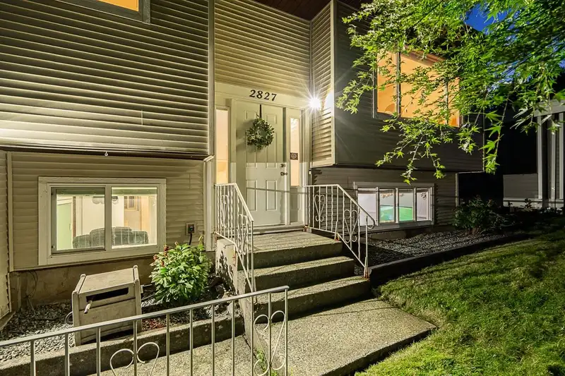 2827 264A STREET - photo 3 of 34