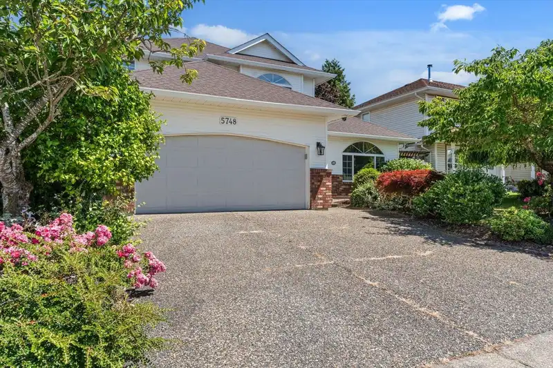5748 MONTESINA PLACE - photo 2 of 40
