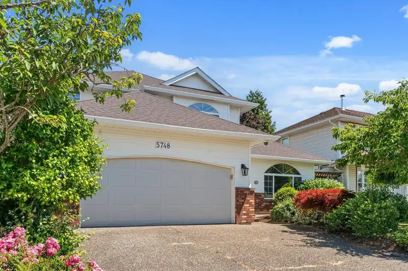 5748 MONTESINA PLACE - photo 3 of 40