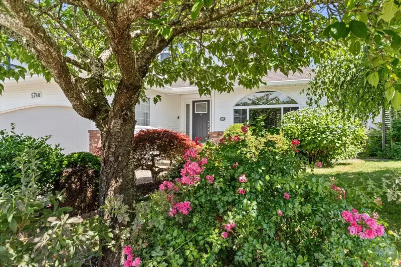 5748 MONTESINA PLACE - photo 4 of 40