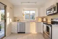 405 2059 CHESTERFIELD AVENUE - thumbnail 18