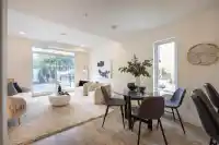 1 6328 KING GEORGE BOULEVARD - thumbnail 3