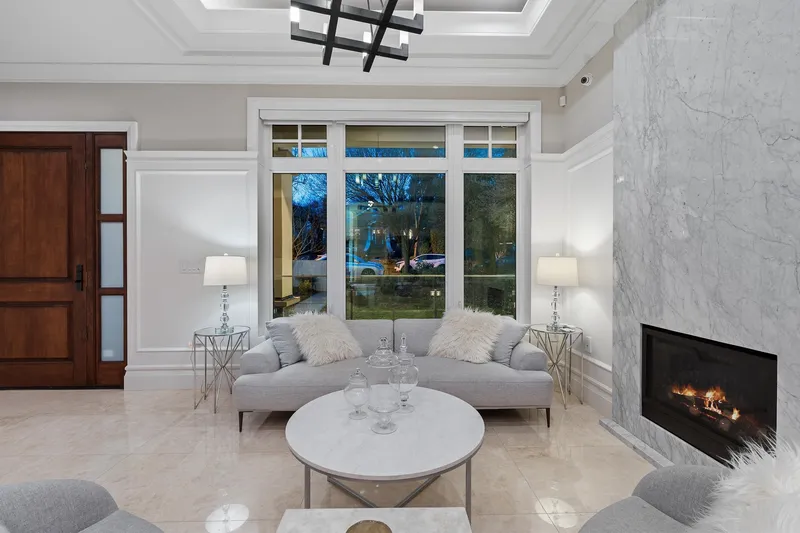 3708 W 35TH AVENUE - photo 4 of 25