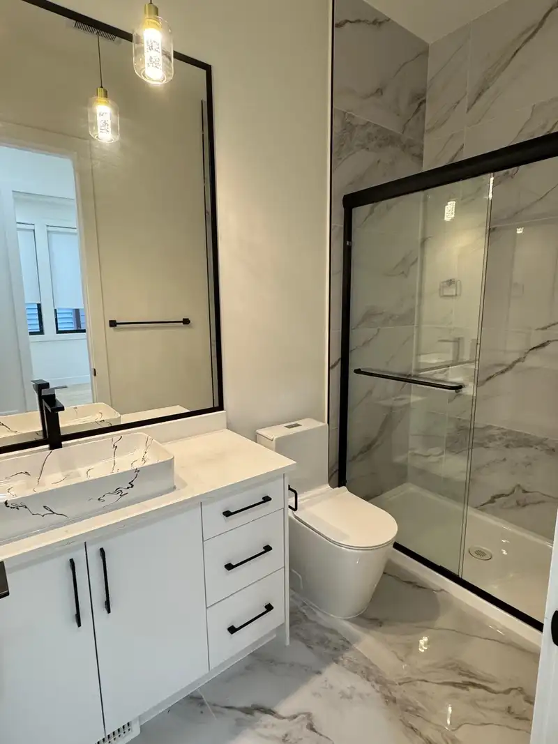 7625 197 STREET - photo 2 of 24