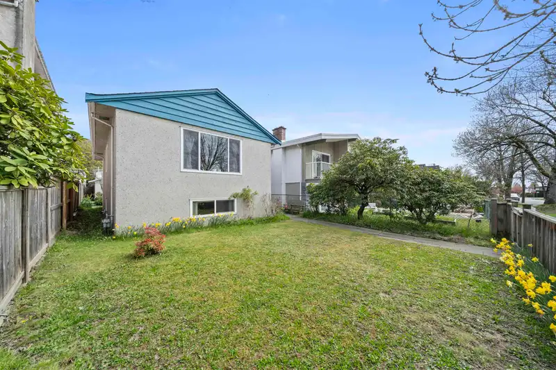 6392 LANARK STREET - photo 1 of 28