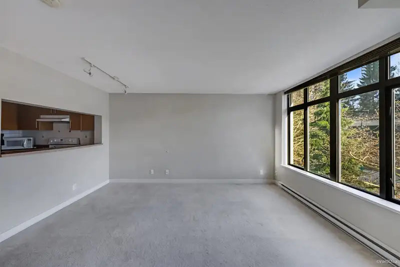 312 3660 VANNESS AVENUE - photo 3 of 24
