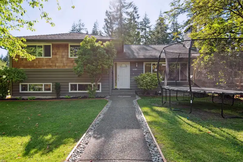2091 BERKLEY AVENUE - photo 1 of 40