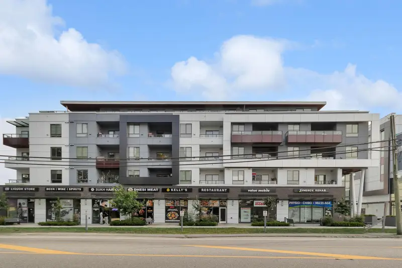 A404 14468 72 AVENUE - photo 2 of 25