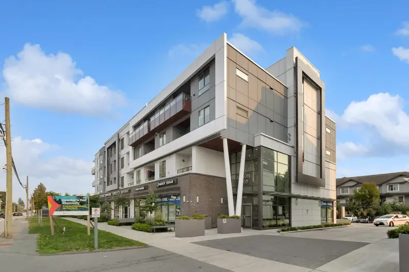 A404 14468 72 AVENUE - photo 3 of 25