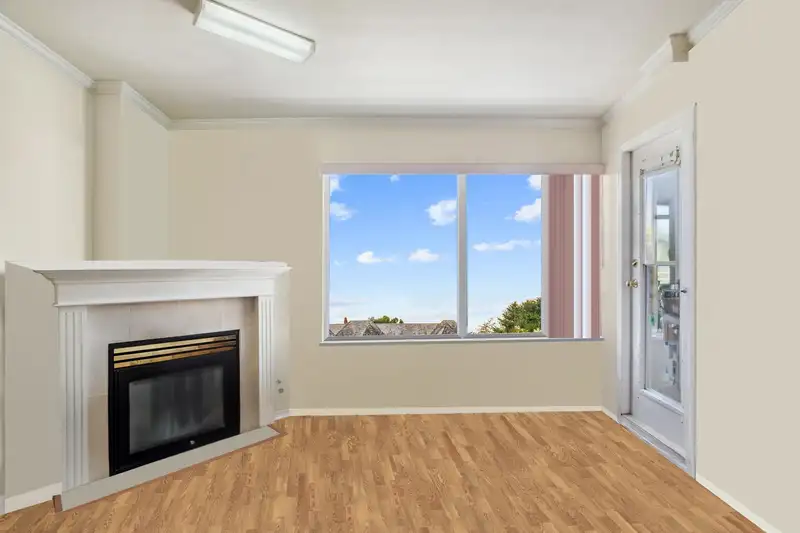 413 2238 KINGSWAY - photo 1 of 20