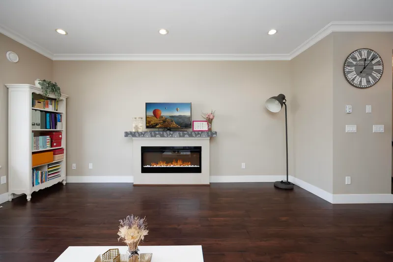 13 7551 NO. 2 ROAD - photo 4 of 25