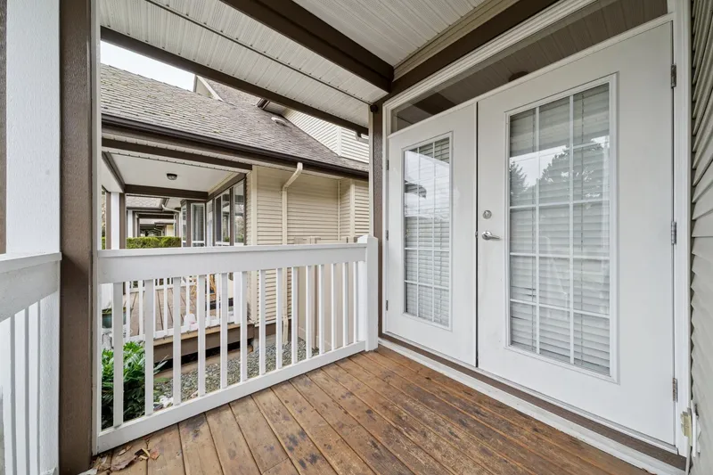 11 8250 158 STREET - photo 3 of 25