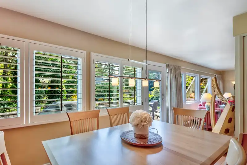 884 EILDON STREET - photo 4 of 25